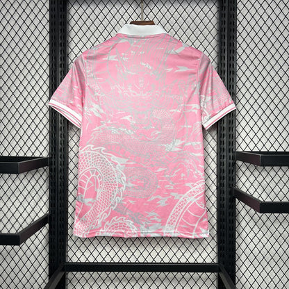 Real Madrid Edición Especial Dragón Rosa