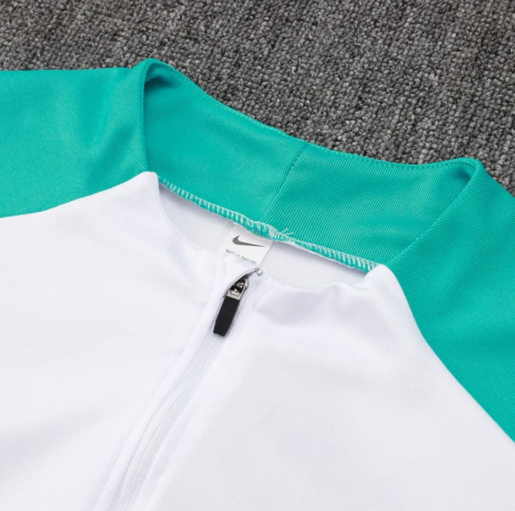 Portugal Green and White Chándal